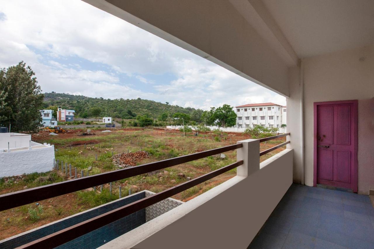 ทัชสโตน รีสอร์ต Hotel เยลาคีรี ภายนอก รูปภาพ
